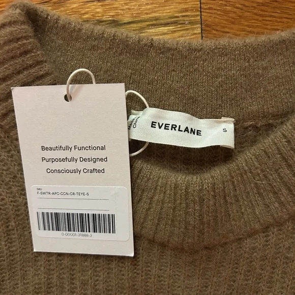 Everlane Women’s Alpaca Sweater in Brown size small NWT - Picture 3 of 4